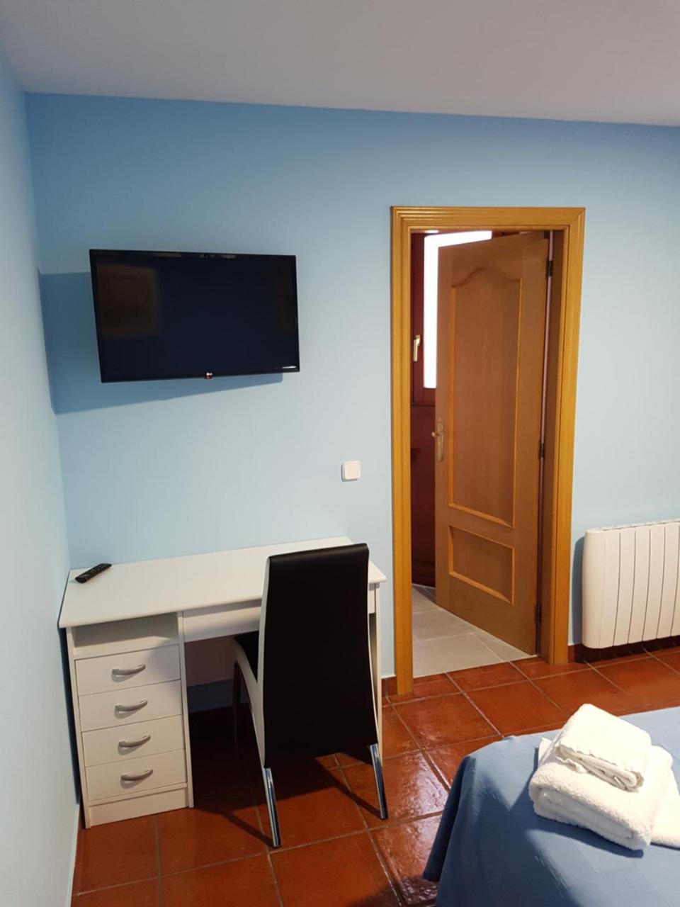 Aoiz Hostal Itxaso-Enea מראה חיצוני תמונה